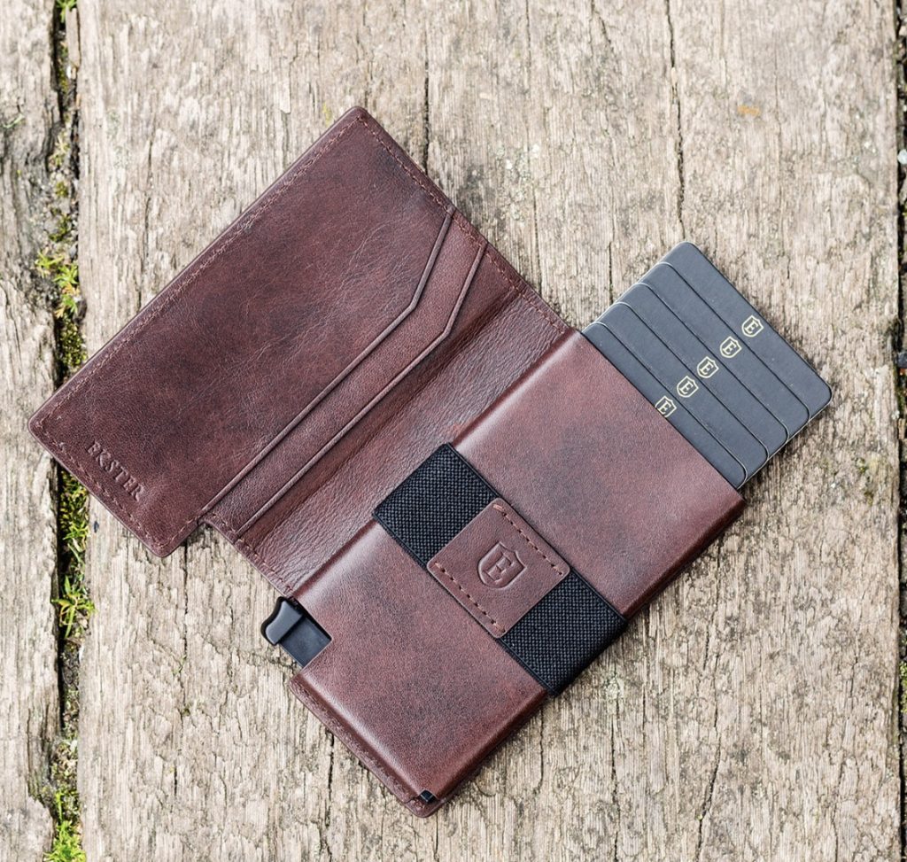Ekster Parliament Wallet: A Fusion of Style and Innovation插图3