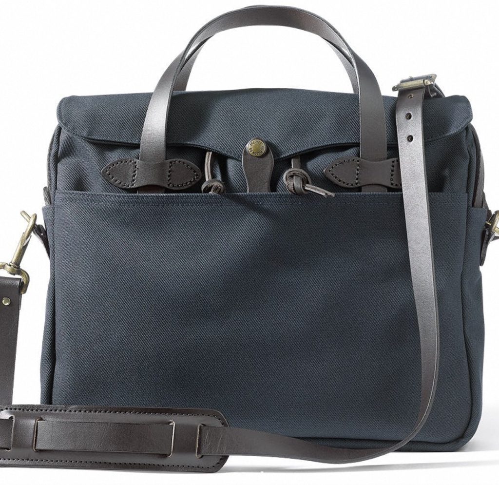 Filson Briefcases: Timeless Style Meets Durability插图3