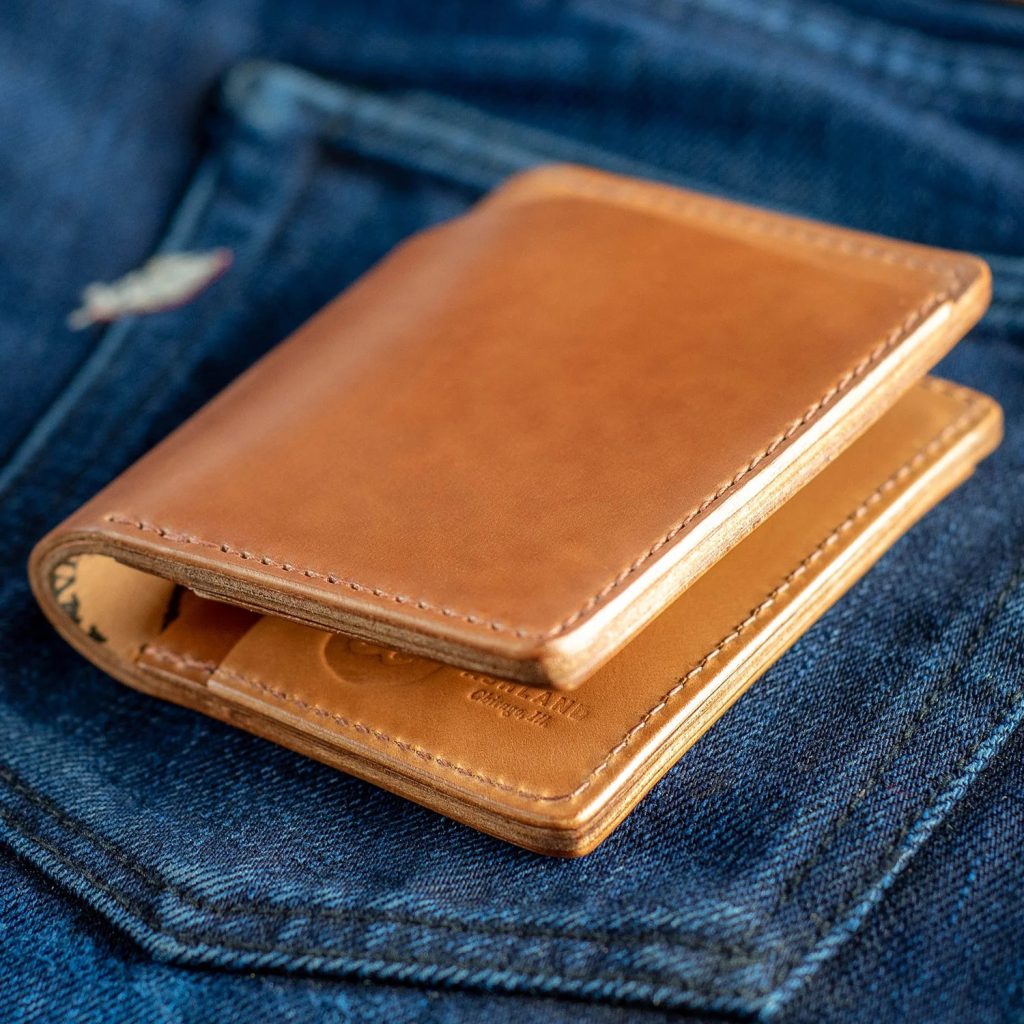 leather bifold wallet